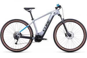 Bicicleta Cube Reaction Hybrid Performance 625 2022